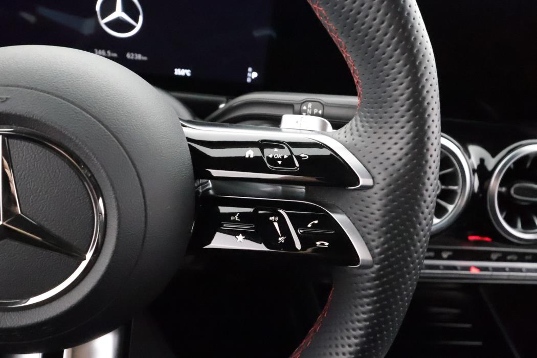 MERCEDES-BENZ EQB 2026