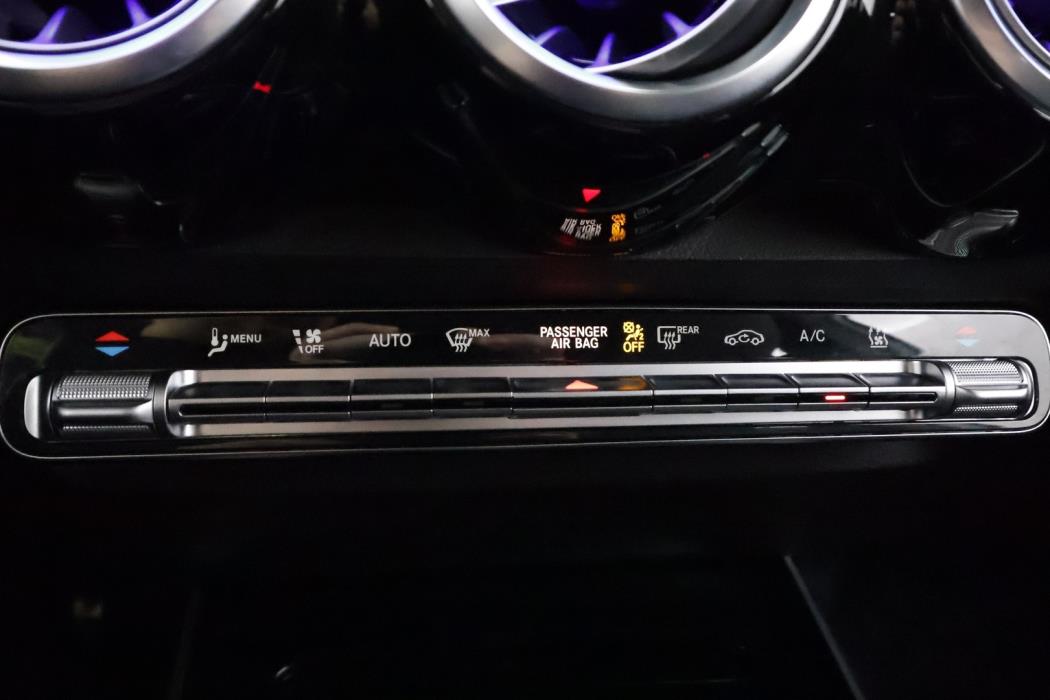 MERCEDES-BENZ EQB 2026