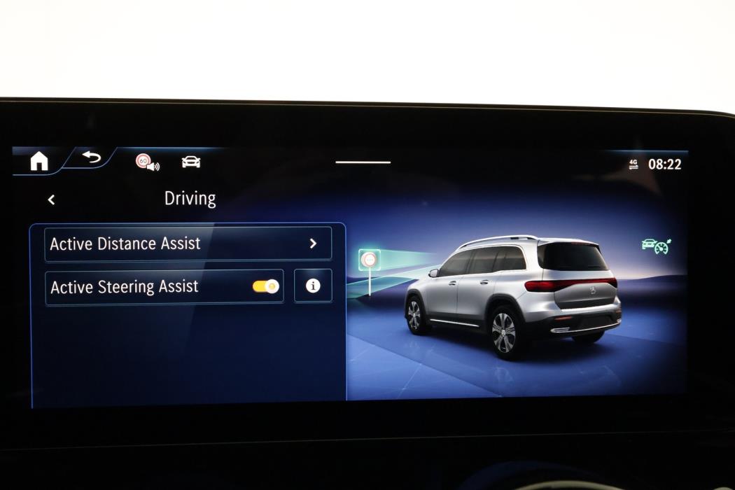 MERCEDES-BENZ EQB 2026
