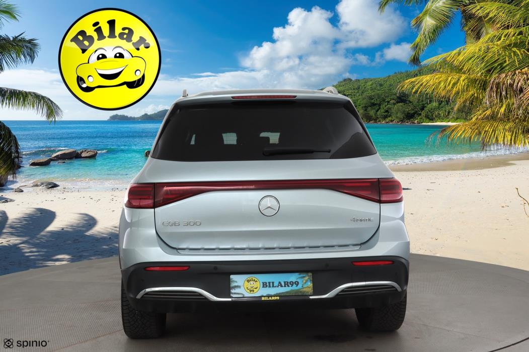 MERCEDES-BENZ EQB 2026