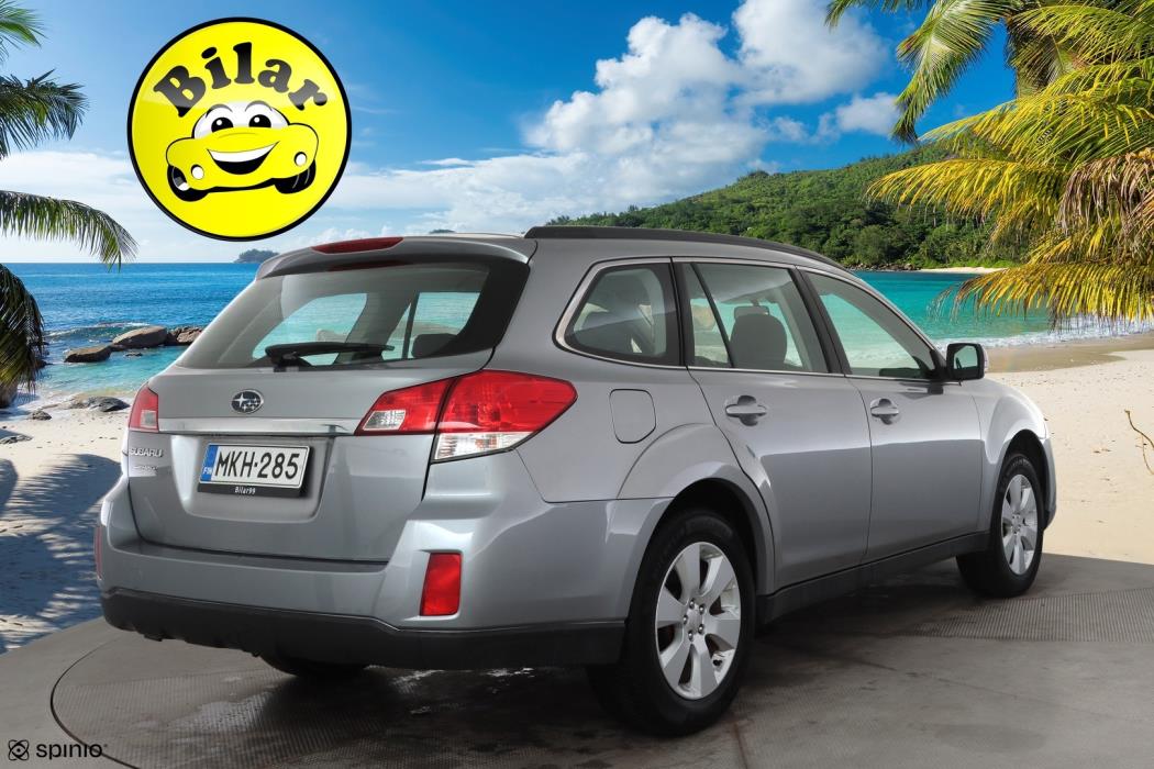 SUBARU Outback 2012