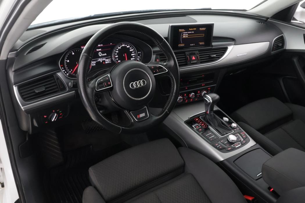 AUDI A6 2012