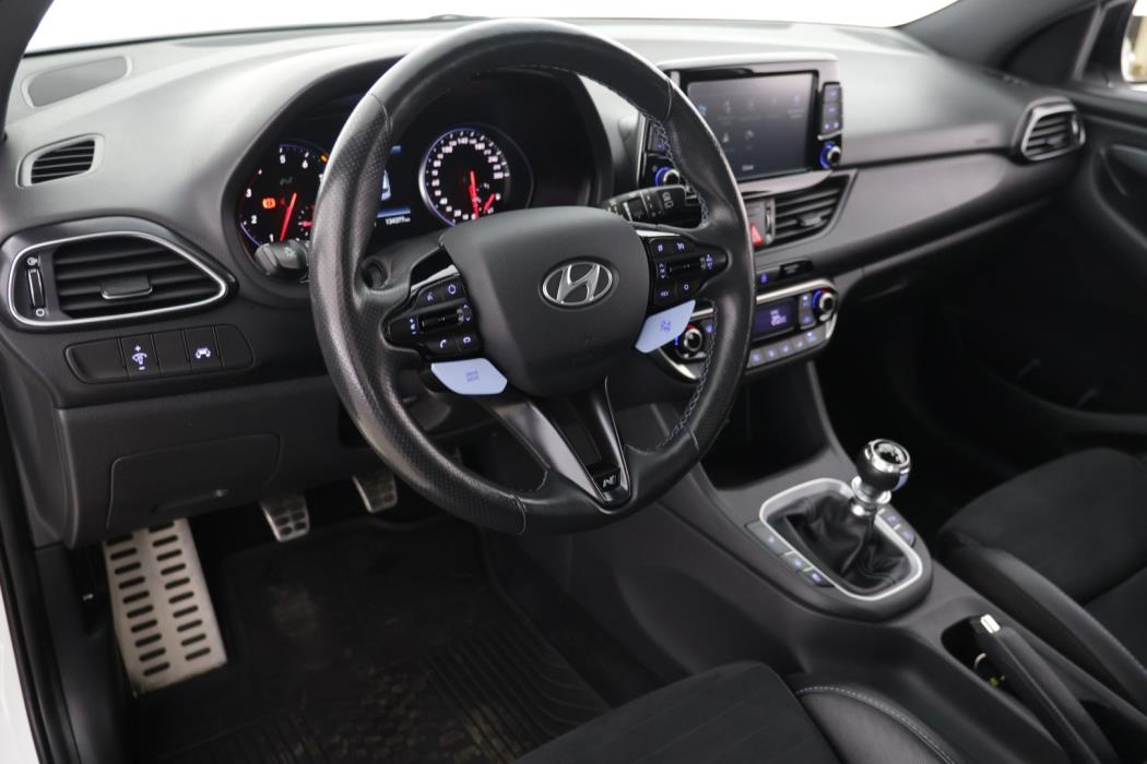 HYUNDAI i30 2018