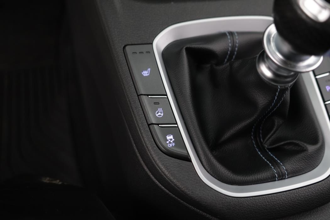 HYUNDAI i30 2018
