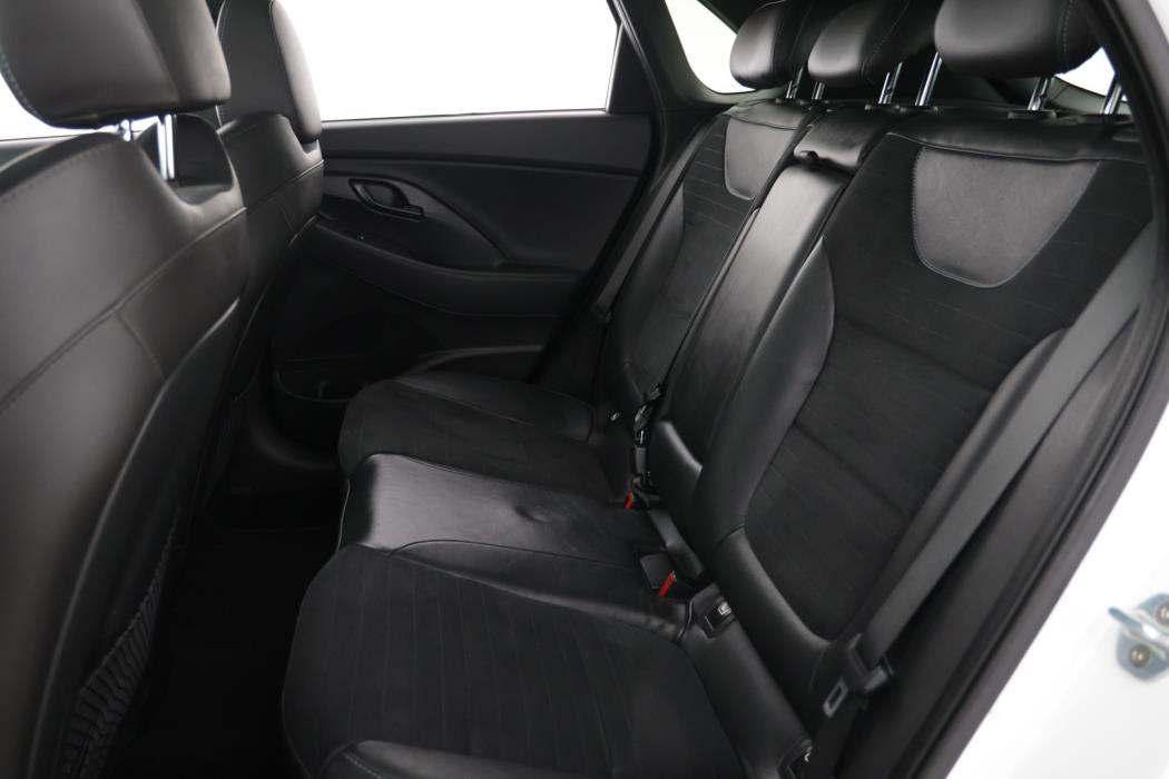 HYUNDAI i30 2018
