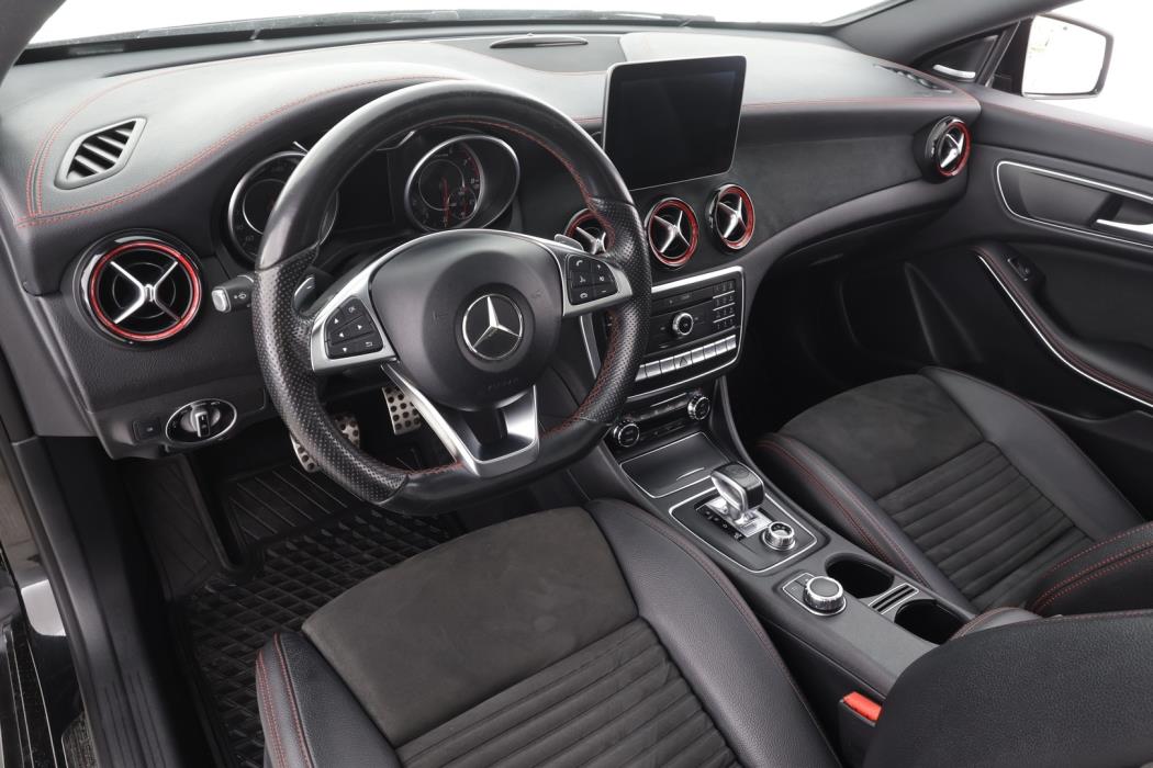 MERCEDES-BENZ CLA 45 AMG 2018