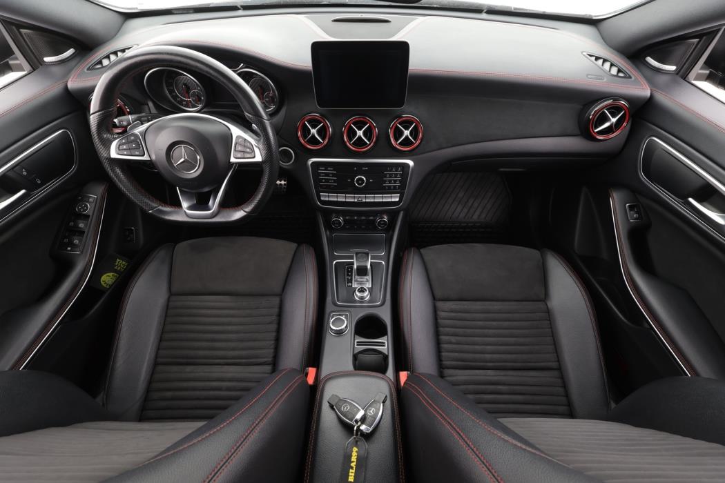 MERCEDES-BENZ CLA 45 AMG 2018