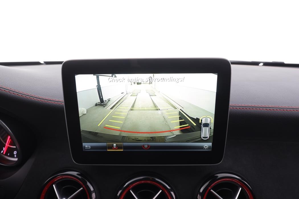 MERCEDES-BENZ CLA 45 AMG 2018
