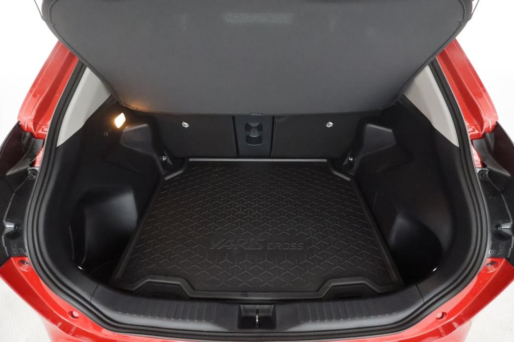 TOYOTA YARIS CROSS 2025