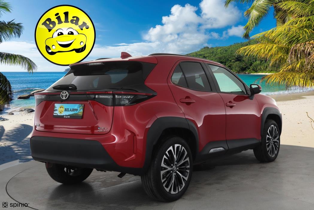 TOYOTA YARIS CROSS 2025