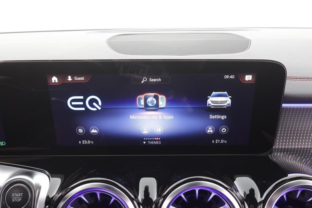 MERCEDES-BENZ EQB 2023