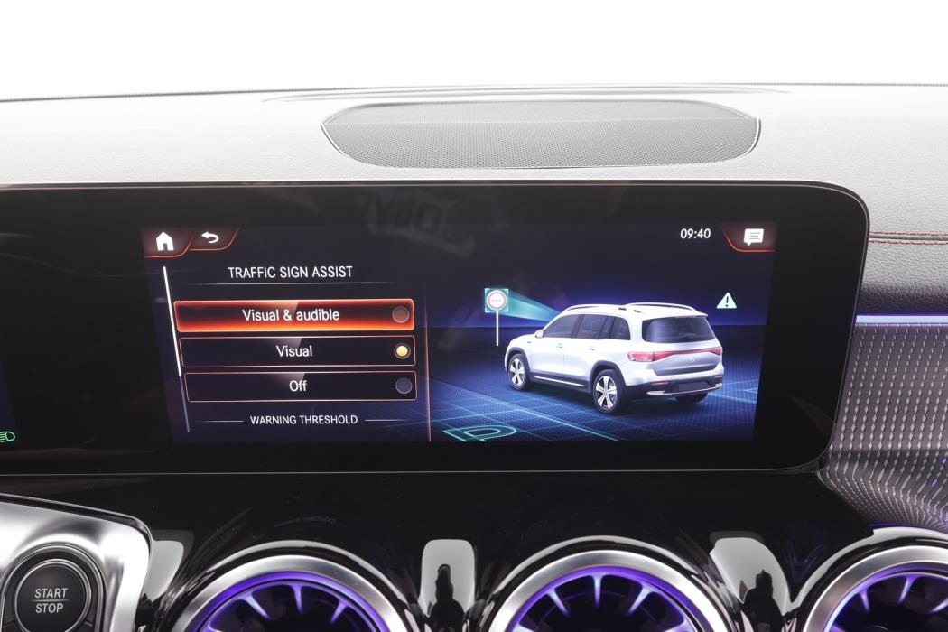 MERCEDES-BENZ EQB 2023