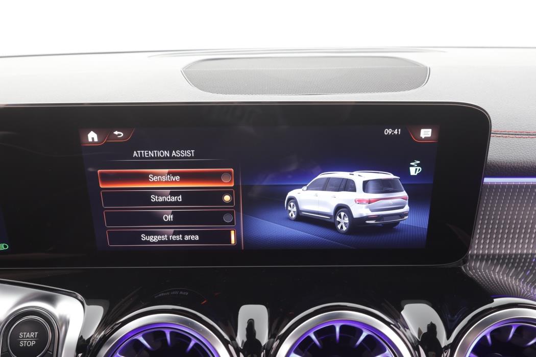 MERCEDES-BENZ EQB 2023