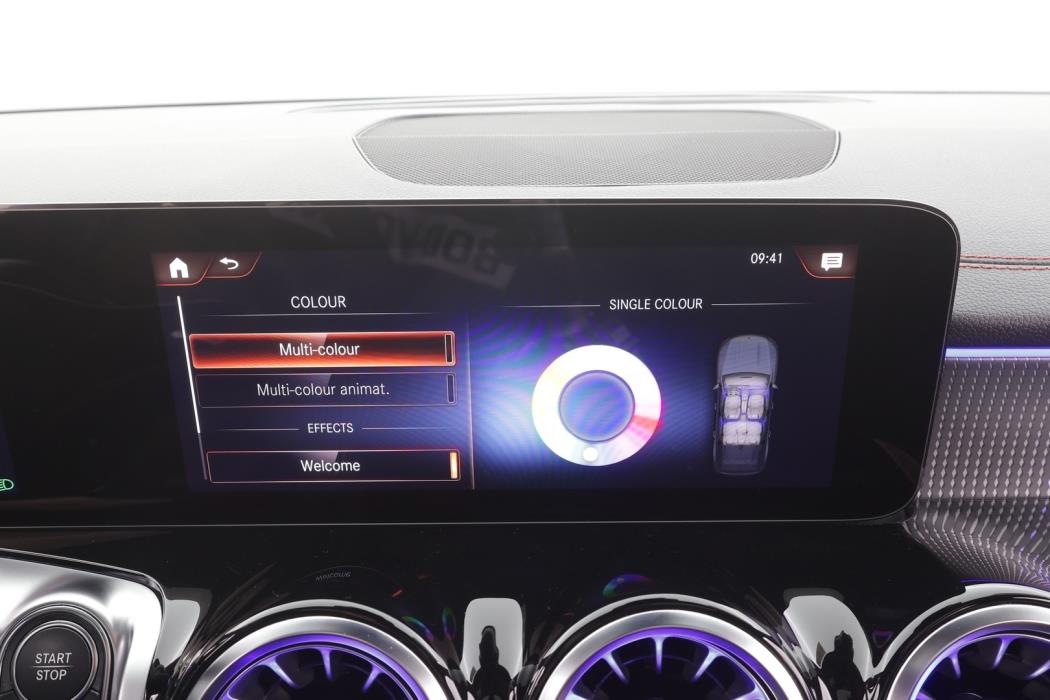 MERCEDES-BENZ EQB 2023