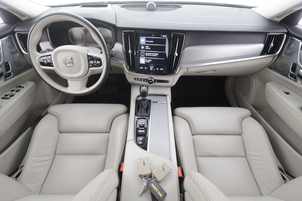 VOLVO S90 2017