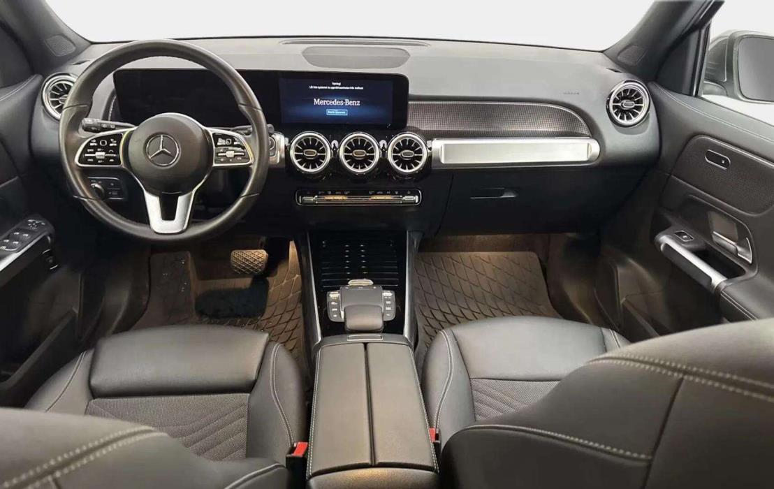MERCEDES-BENZ EQB 2024