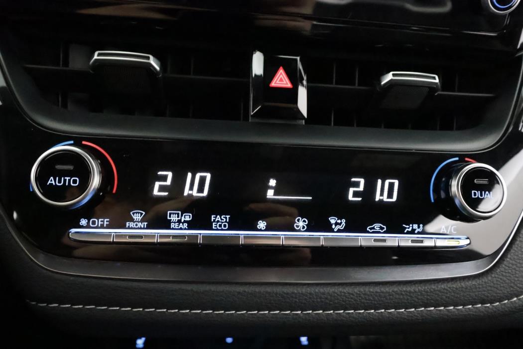 TOYOTA COROLLA 2020