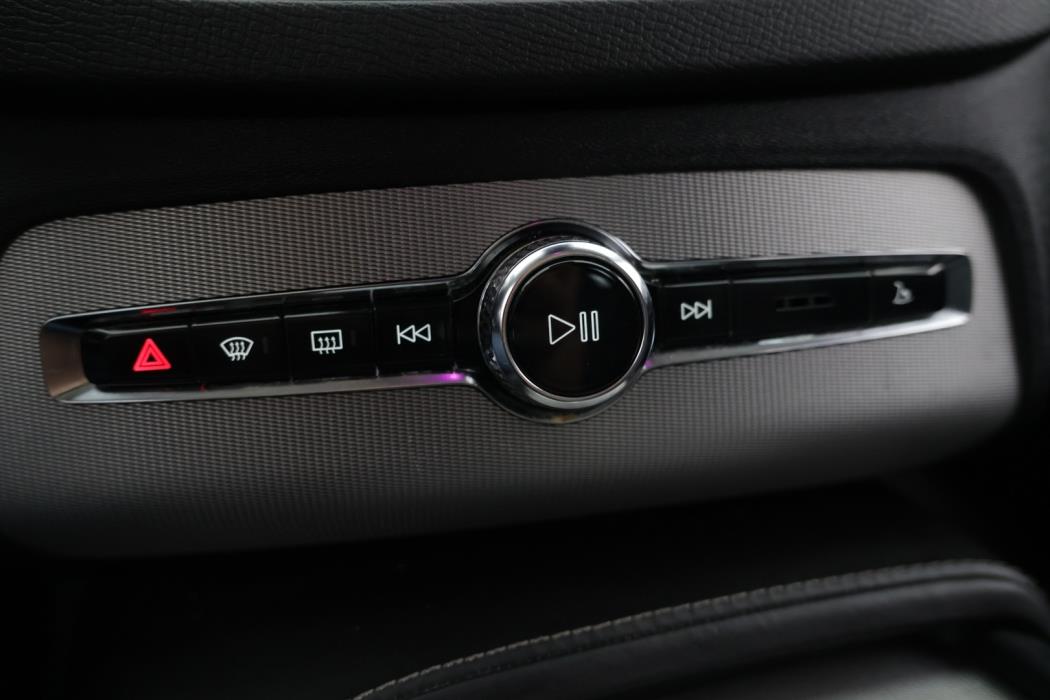VOLVO XC90 2017