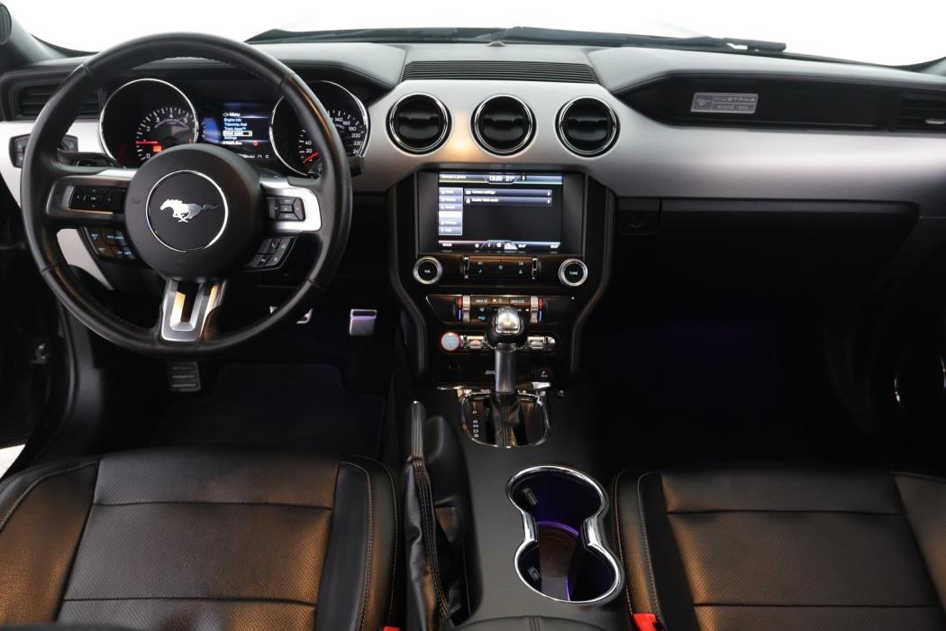 FORD Mustang 2016