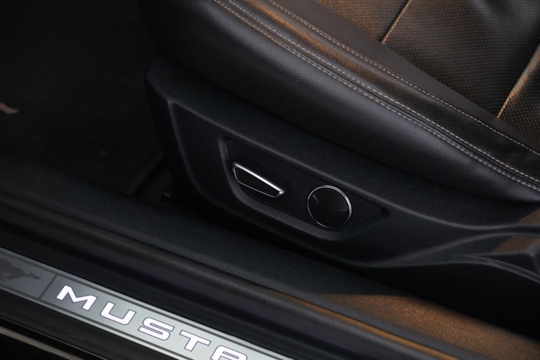 FORD Mustang 2016