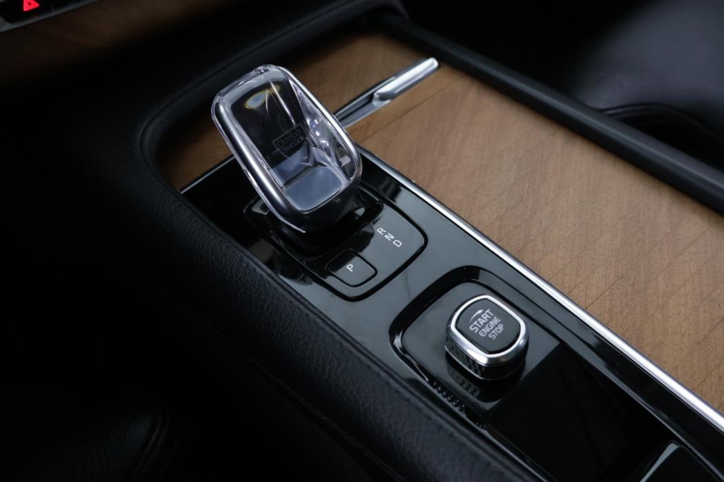VOLVO XC90 2022