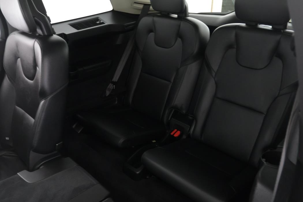 VOLVO XC90 2022