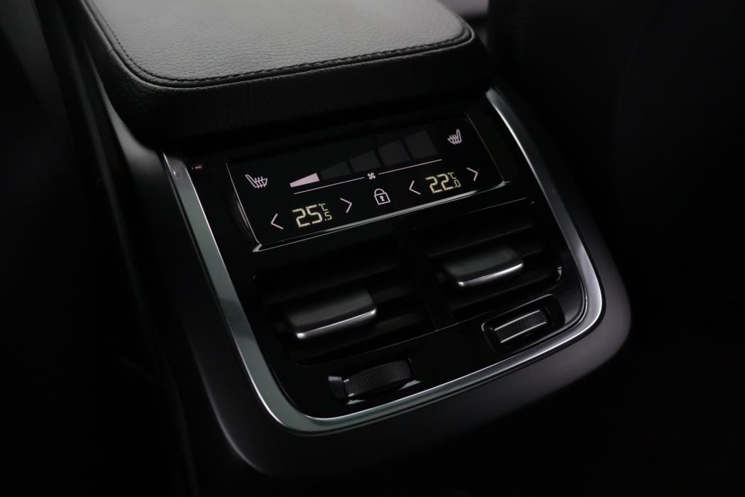 VOLVO XC90 2022