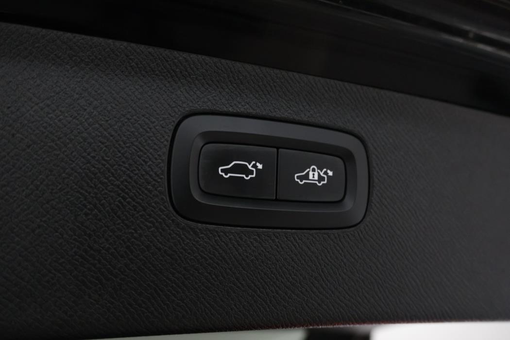 VOLVO XC90 2022