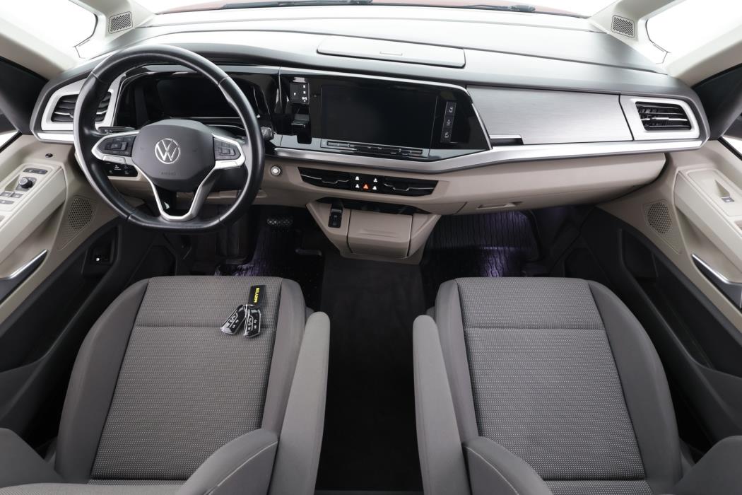 VOLKSWAGEN Multivan 2022