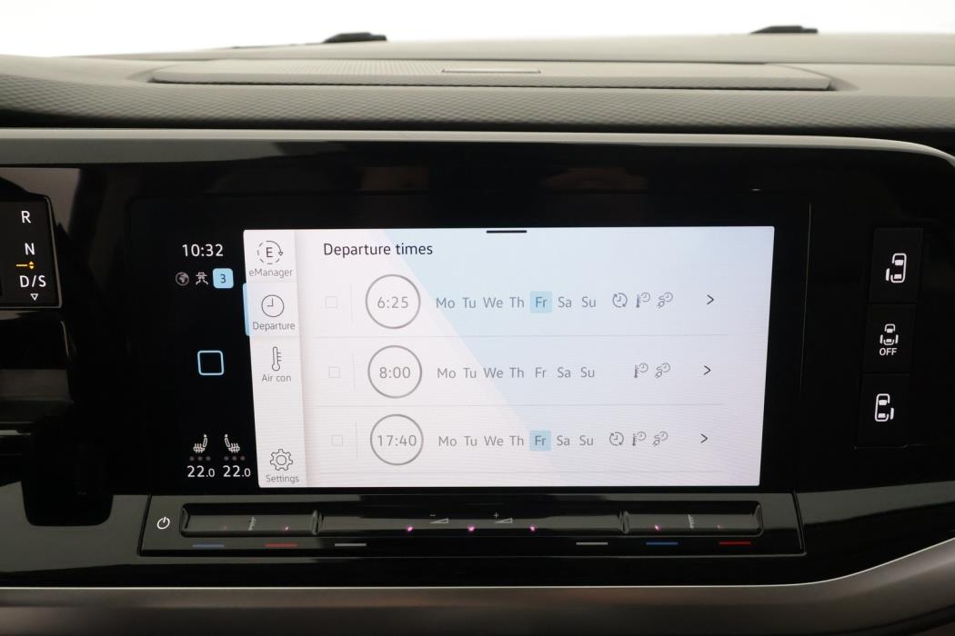 VOLKSWAGEN Multivan 2022