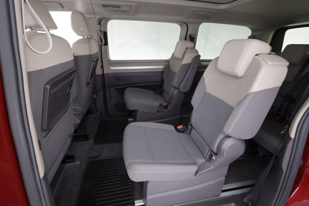 VOLKSWAGEN Multivan 2022