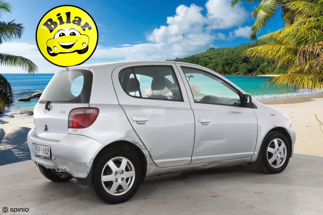 TOYOTA Yaris 2002