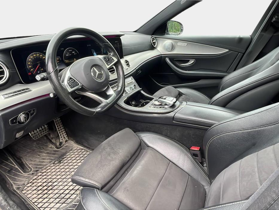 MERCEDES-BENZ E 2018