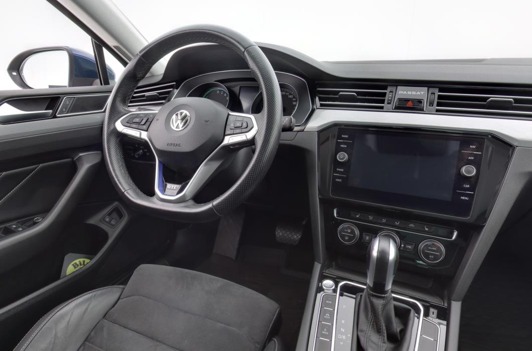 VOLKSWAGEN PASSAT GTE 2020