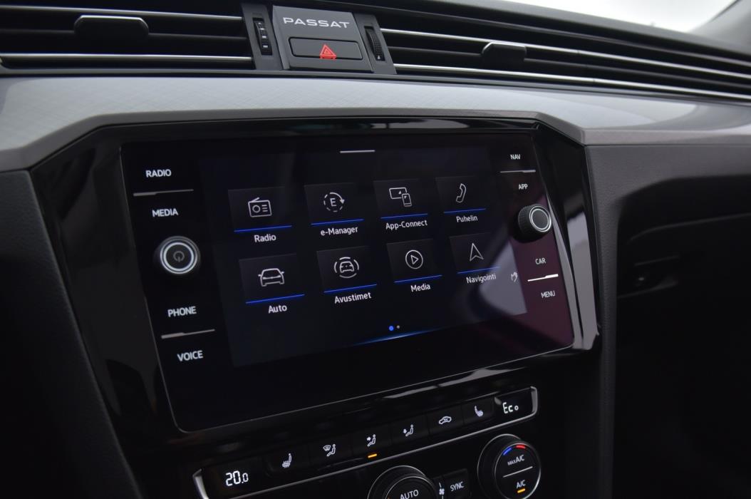 VOLKSWAGEN PASSAT GTE 2020