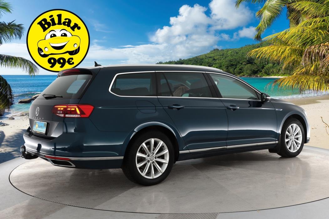 VOLKSWAGEN PASSAT GTE 2020