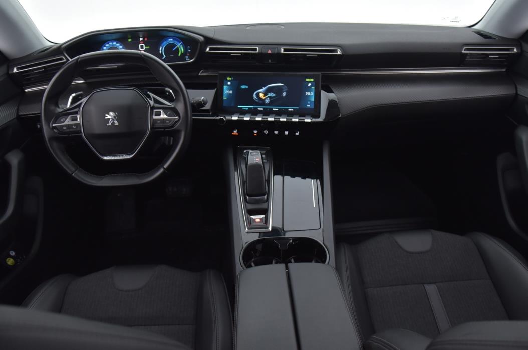 PEUGEOT 508 2020