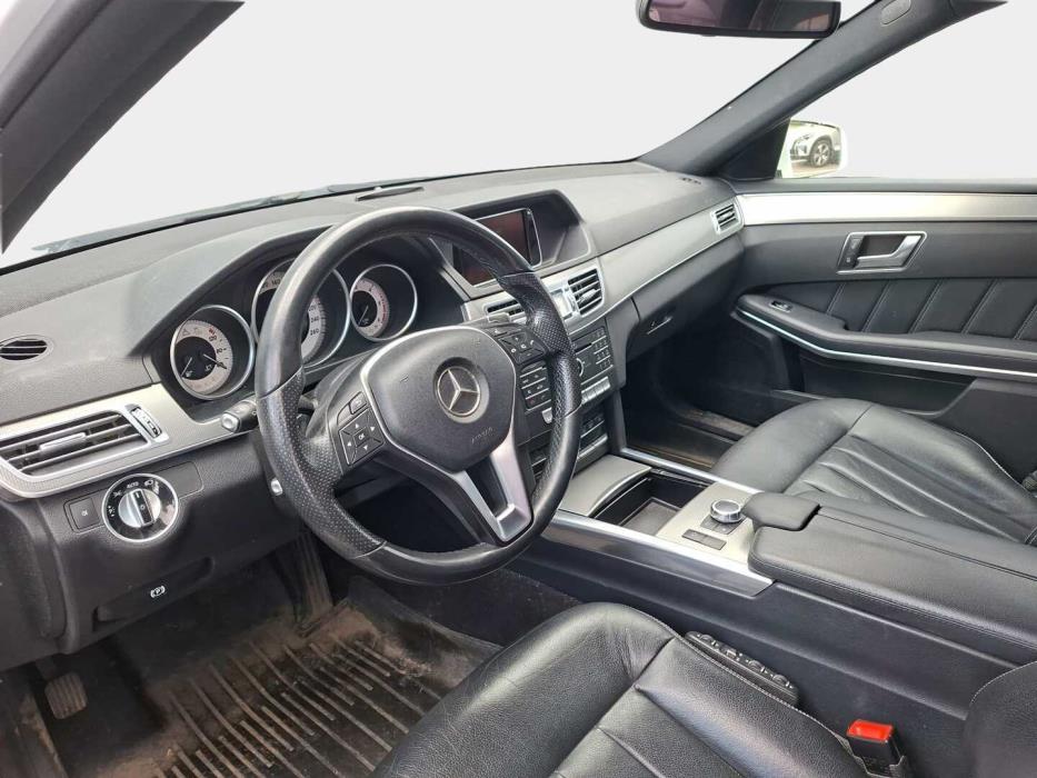 MERCEDES-BENZ E 2015