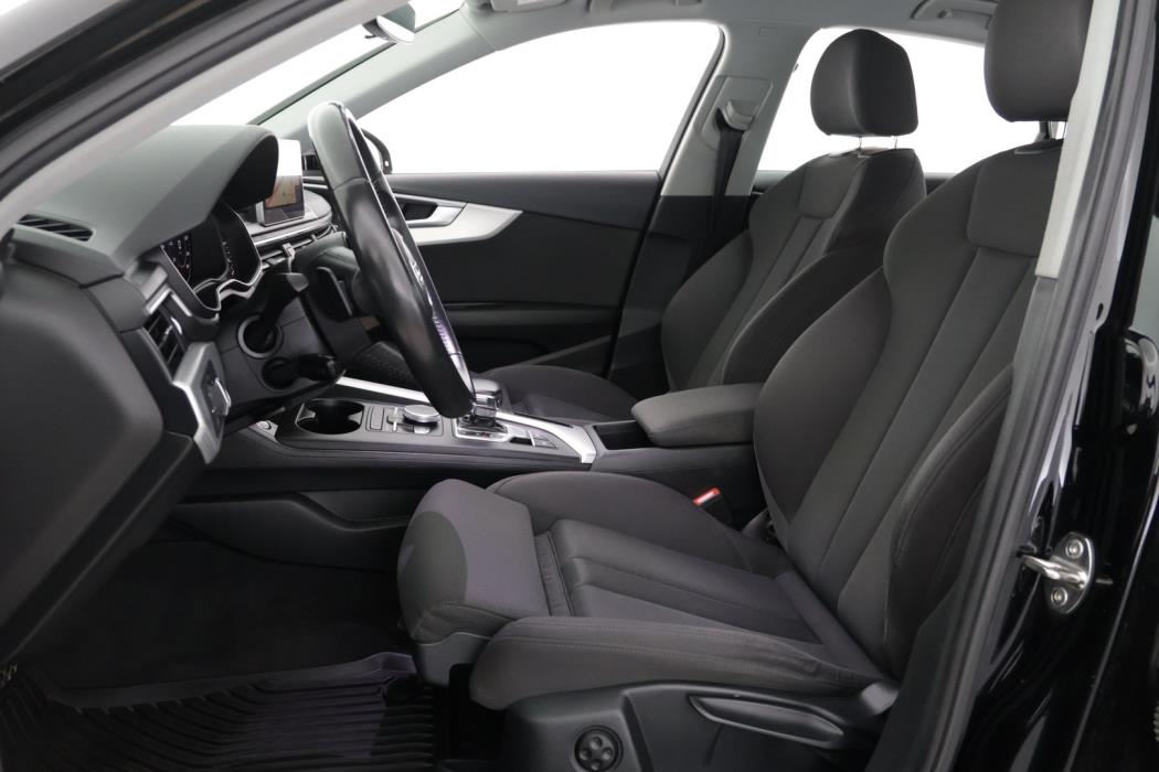 AUDI A4 2017