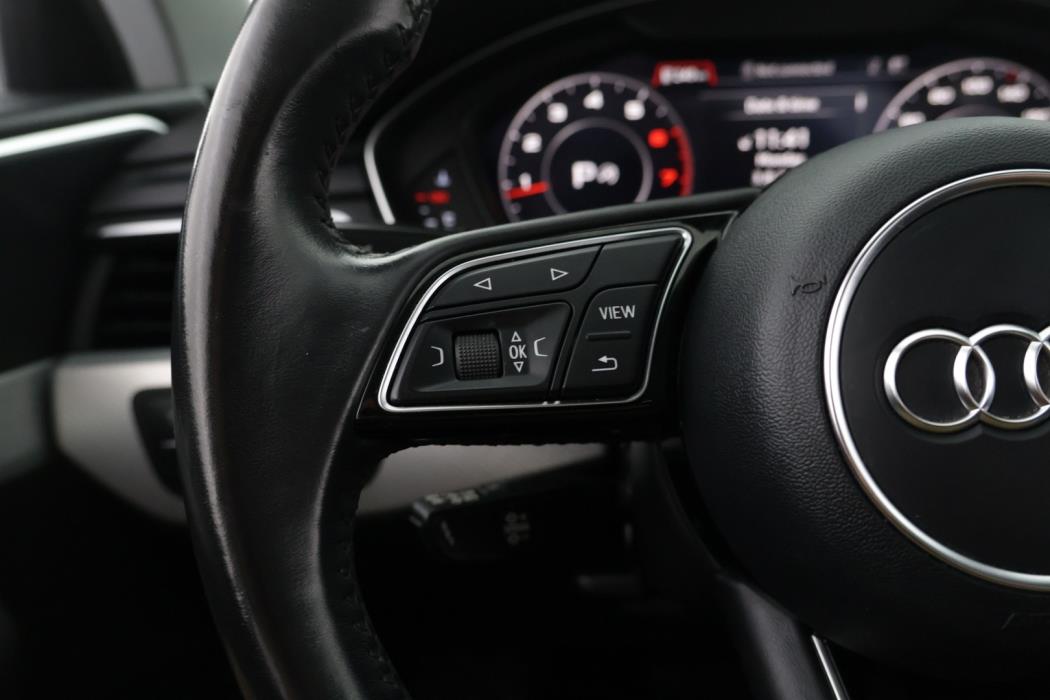 AUDI A4 2017