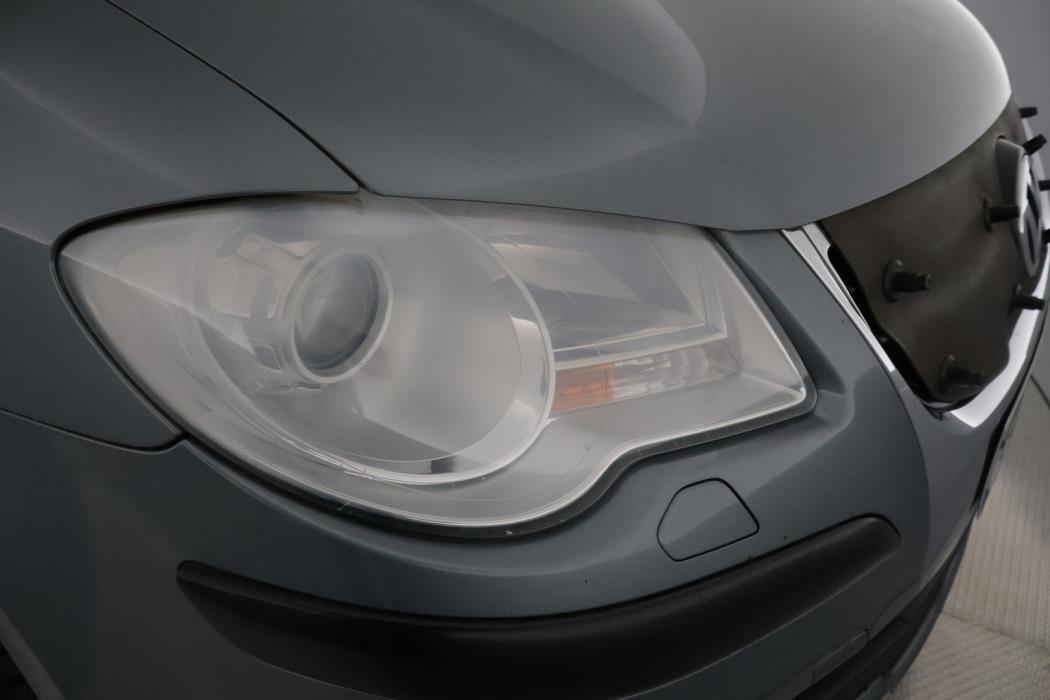 VOLKSWAGEN Touran 2008