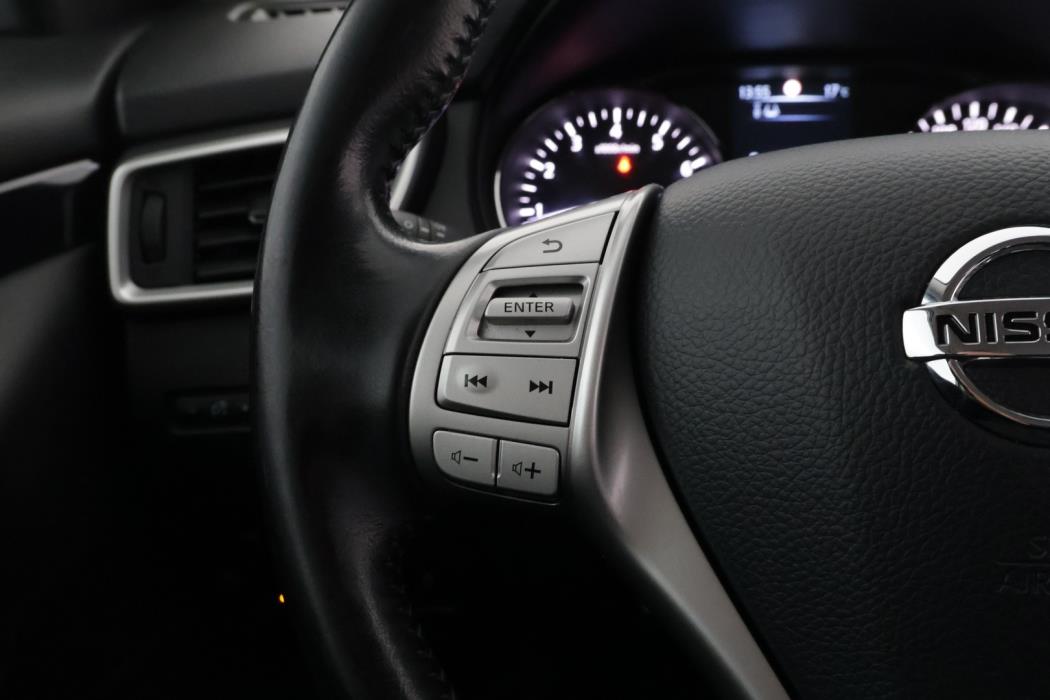 NISSAN Qashqai 2016