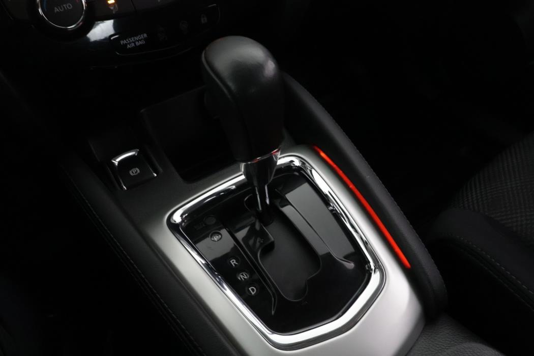 NISSAN Qashqai 2016