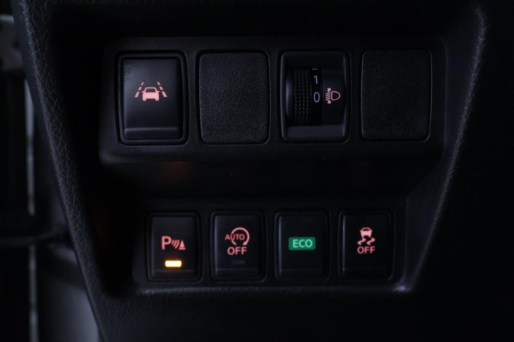 NISSAN Qashqai 2016