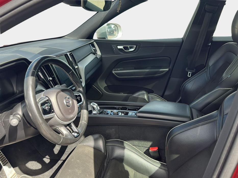 VOLVO XC60 2018