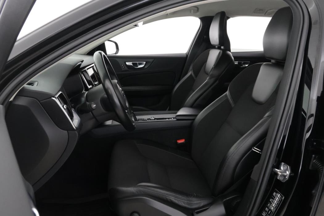 VOLVO V60 Cross Country 2021
