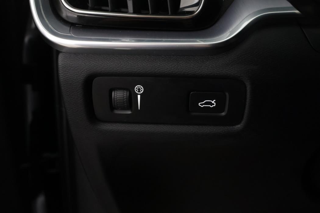 VOLVO V60 Cross Country 2021