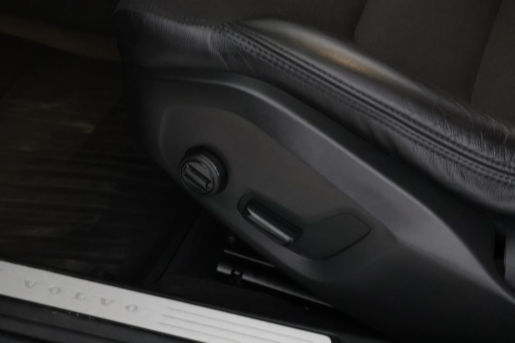 VOLVO V60 Cross Country 2021