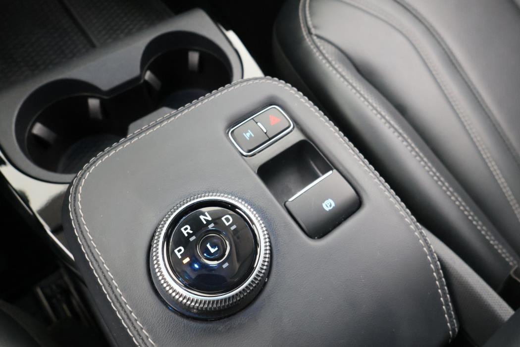 FORD MUSTANG MACH-E 2021