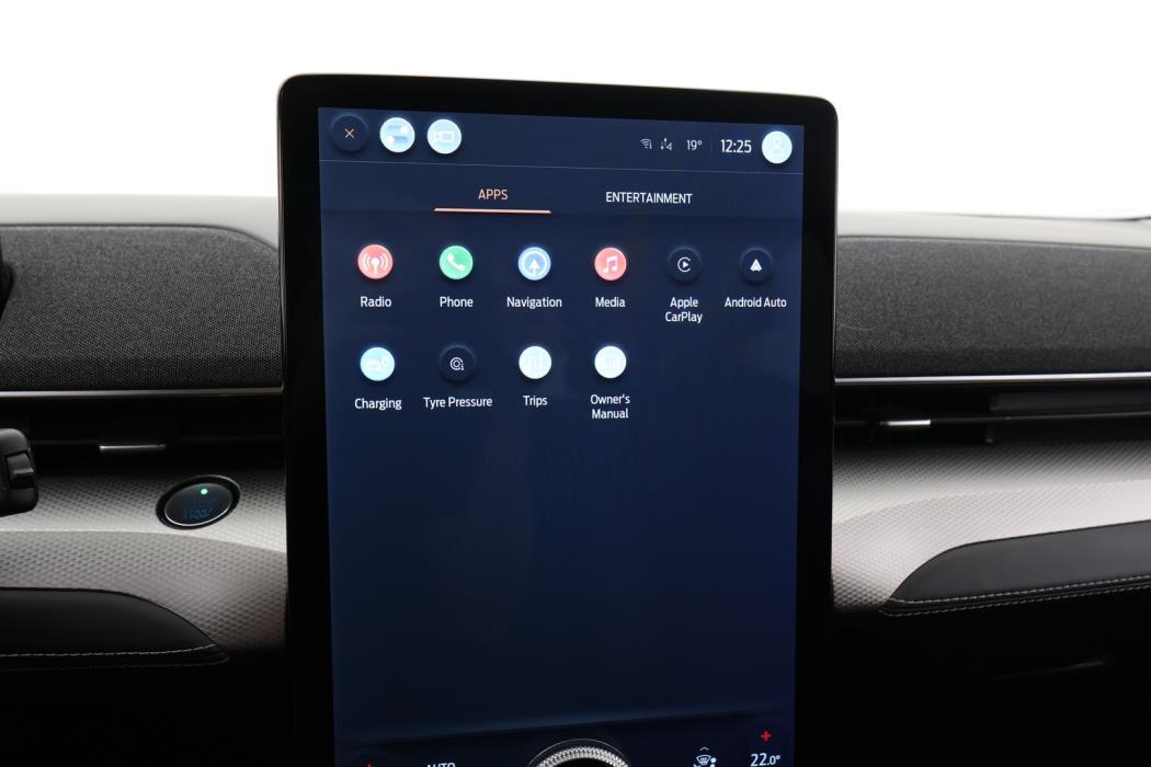 FORD MUSTANG MACH-E 2021